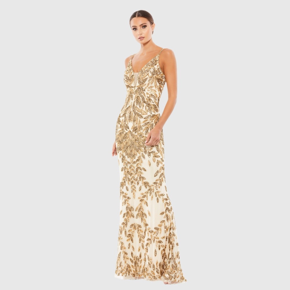 MAC DUGGAL
Gold Hand Beaded Leaf Embellished EvenPlunge Neck Evening Gown - Picture 1 of 13